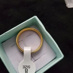 HOMRE OR MUJE RING STAINLESS STEEL BA PLATED IN REAL GOLD